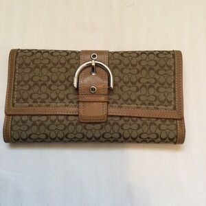 Coach Brown Jacquard Signature C SoHo Buckle Trifold Wallet